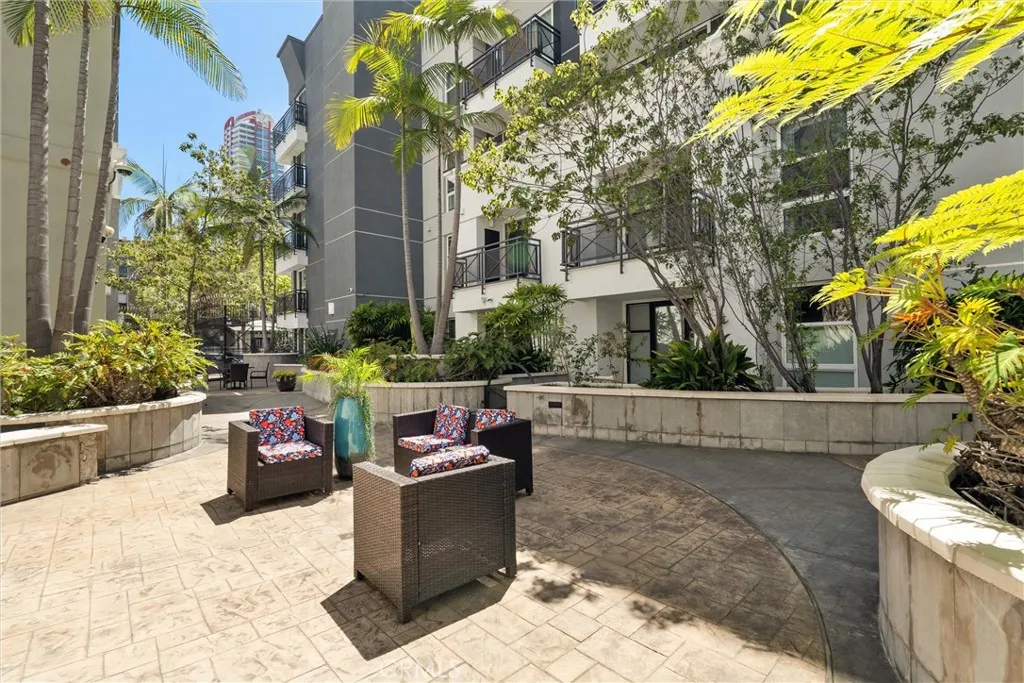 https://cdn.realtyfeed.com/cdn/127/306421496/4ed95252d4c0b7a68ee84adc3e664372.webp