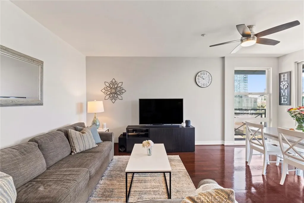 Photo #3: PW25089006 Listing 