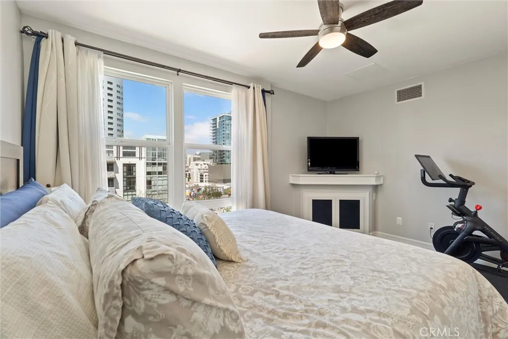 https://cdn.realtyfeed.com/cdn/127/306421496/d9635bafa9fa1f2ed8414545695e0f56.webp