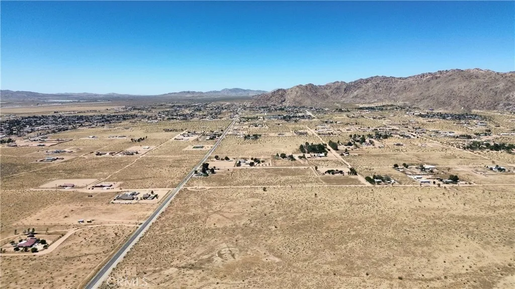 Apple Valley, CA 92307