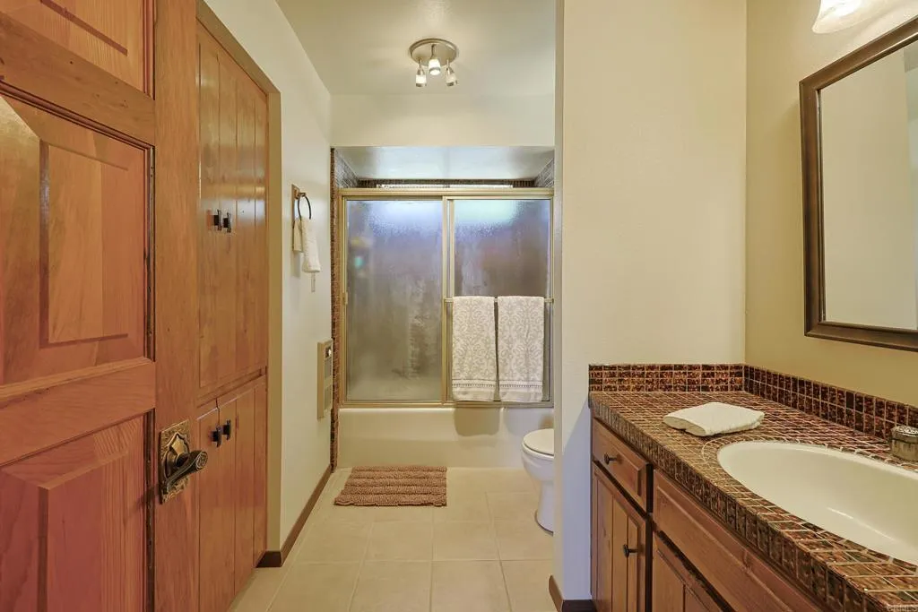 https://cdn.realtyfeed.com/cdn/127/306421883/750490471a4f1dfa1011edfb32ce135c.webp