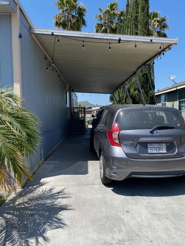 https://cdn.realtyfeed.com/cdn/127/306421997/5736201127fc13e53615e665dc6c3c10.webp