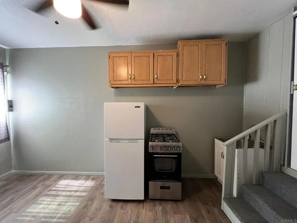 https://cdn.realtyfeed.com/cdn/127/306421997/88deb2f729a995b72e2c46a2f72d942b.webp