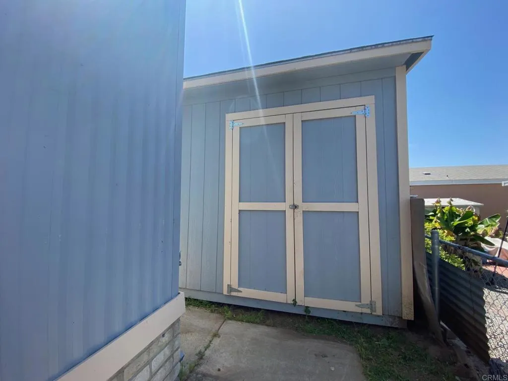 https://cdn.realtyfeed.com/cdn/127/306421997/f0e1219c12a07c4541094cb939670434.webp
