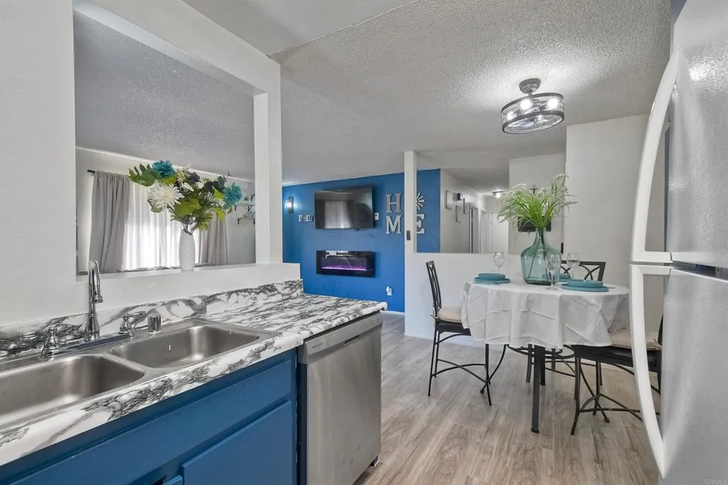 Photo #6: NDP2503947 Listing 