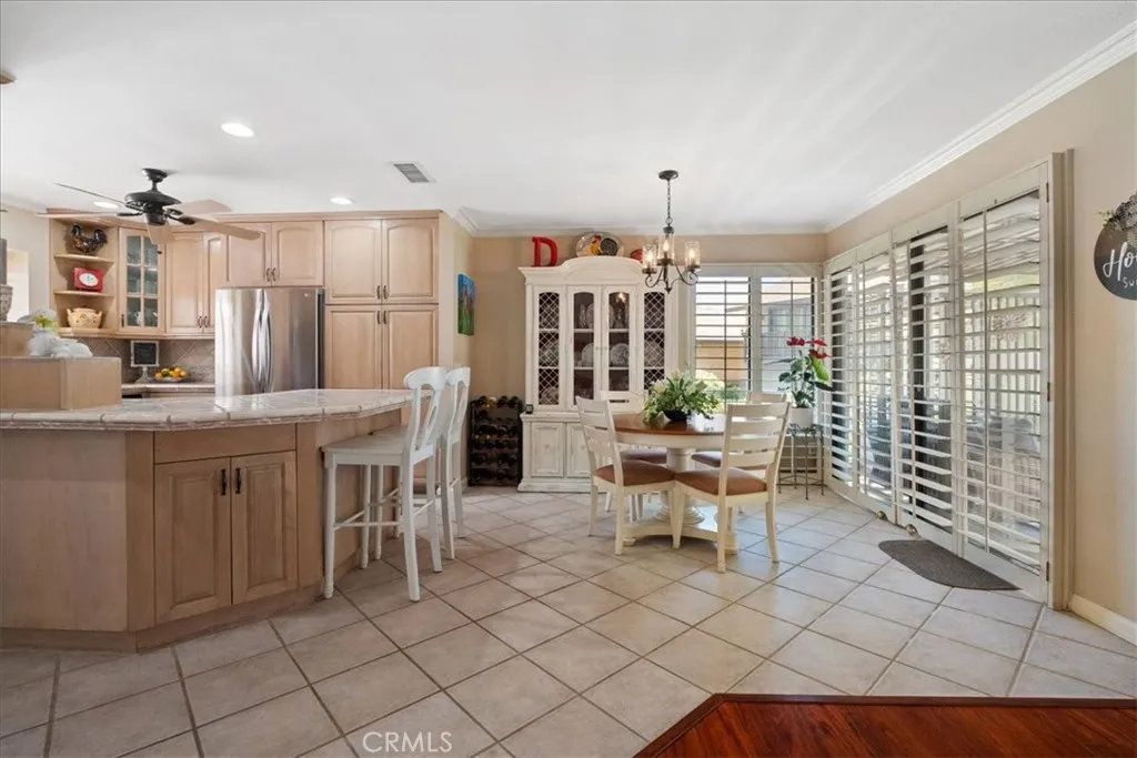 https://cdn.realtyfeed.com/cdn/127/306422090/85e6aba10c2797654d443bb68904c711.webp