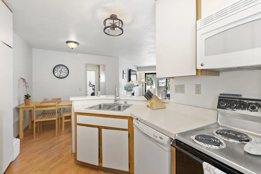 Photo #4: NDP2503950 Listing 