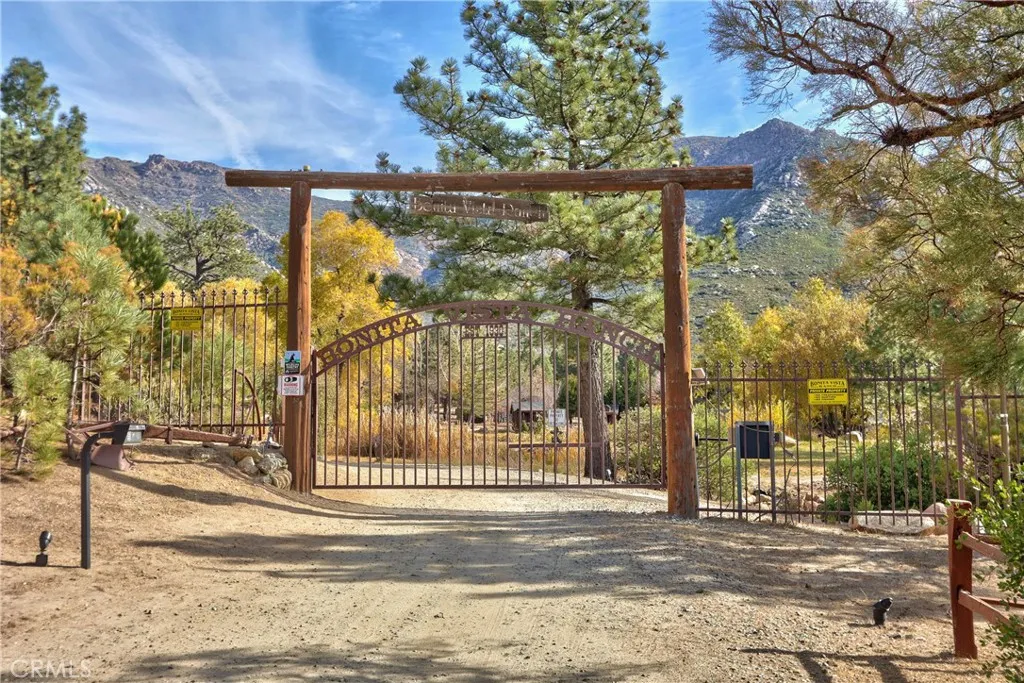 2499 Sierra, Upland, CA, 91784
