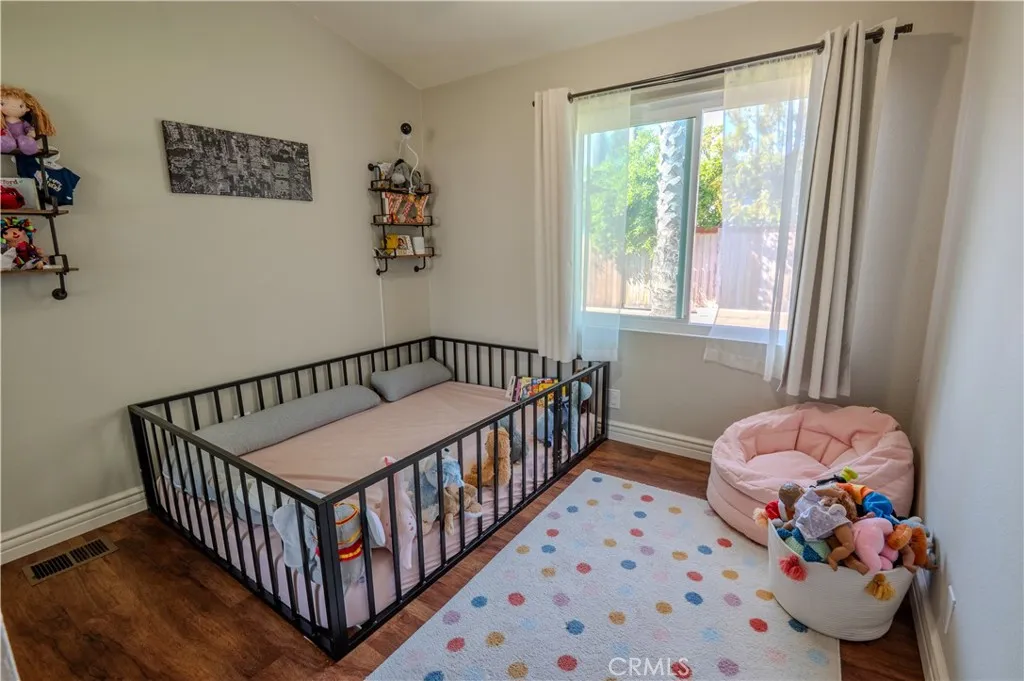 https://cdn.realtyfeed.com/cdn/127/306422431/3e7b8ea5f55967438d5255a3a6273e72.webp