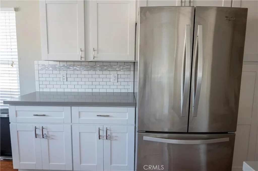 https://cdn.realtyfeed.com/cdn/127/306422431/f111ed6e214433335a830847a80e9a86.webp
