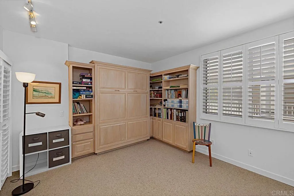 https://cdn.realtyfeed.com/cdn/127/306422760/497cb7ee485a4a4bb90accb9ac880325.webp