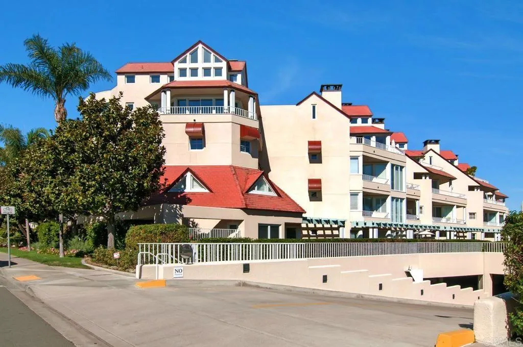https://cdn.realtyfeed.com/cdn/127/306422760/96015100e0ca7b6087943f0f7409d130.webp