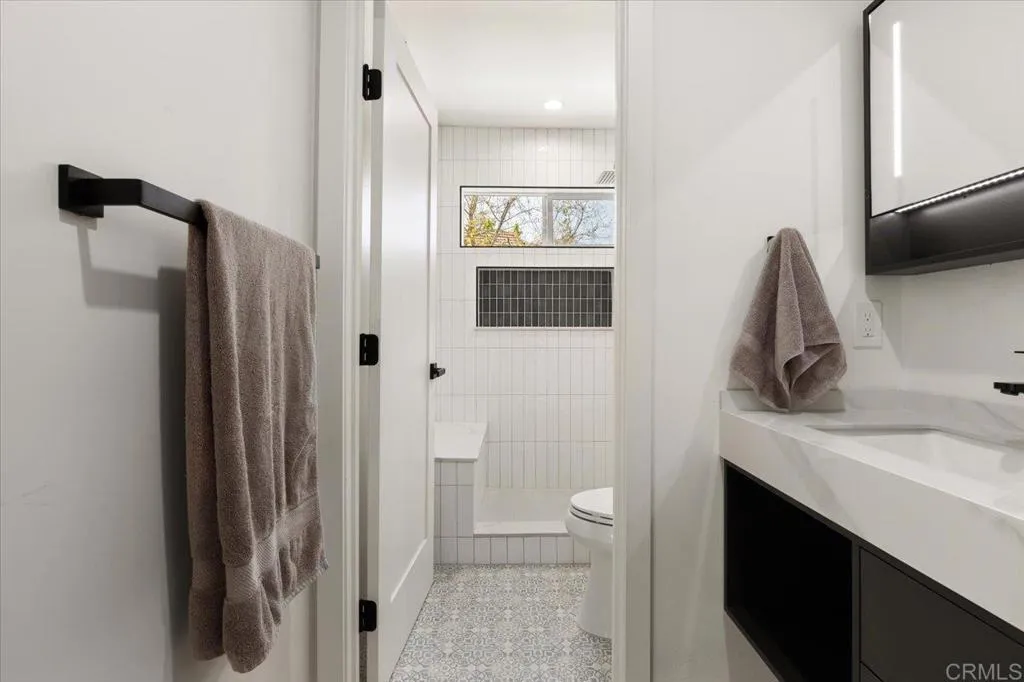 https://cdn.realtyfeed.com/cdn/127/306422762/1afaa8c66112d4f7a5ece2ff435df24a.webp