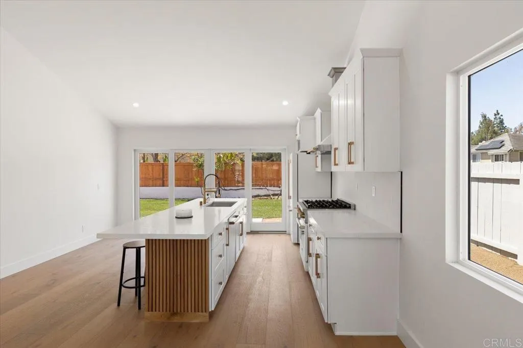 https://cdn.realtyfeed.com/cdn/127/306422762/207881b656c038597d7c612a4bfc9612.webp