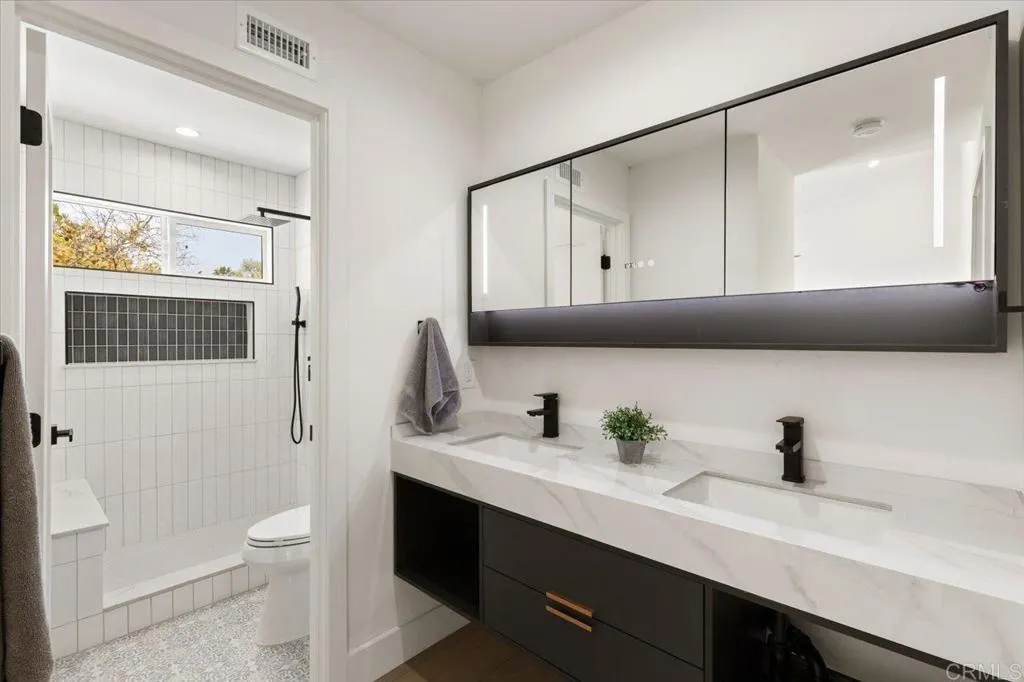 https://cdn.realtyfeed.com/cdn/127/306422762/9012f886267fe7aa02eb26f9e753491c.webp