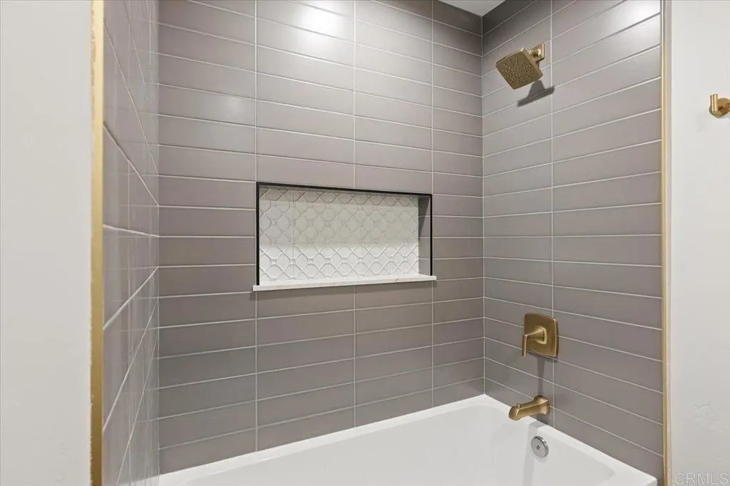 https://cdn.realtyfeed.com/cdn/127/306422762/dafb8c3d992051e30d1b6b96f8dd02f5.webp
