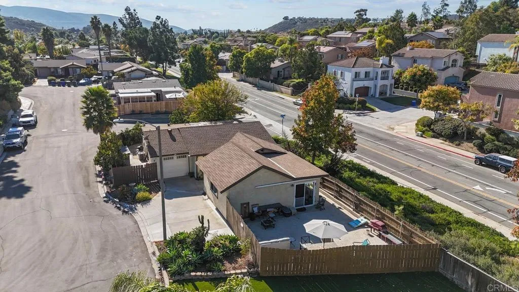 https://cdn.realtyfeed.com/cdn/127/306422907/2471898fe0f8088ac2039836c87fd315.webp