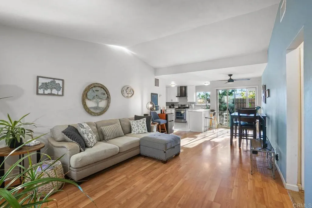 https://cdn.realtyfeed.com/cdn/127/306422907/36449eca8e782b8412fb1668a60bce22.webp