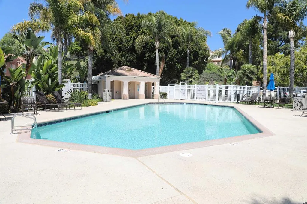 https://cdn.realtyfeed.com/cdn/127/306422926/0300a0ca5a145435d3cfb90726d6bc3f.webp