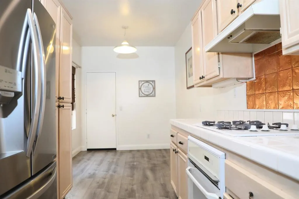 https://cdn.realtyfeed.com/cdn/127/306422926/82c35ef693f09921d9b4a8689a965307.webp