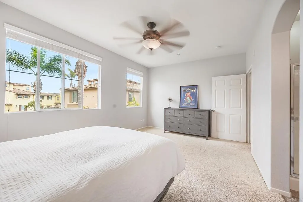 https://cdn.realtyfeed.com/cdn/127/306423421/10debf68533ac2c616a14698b1ed1db1.webp