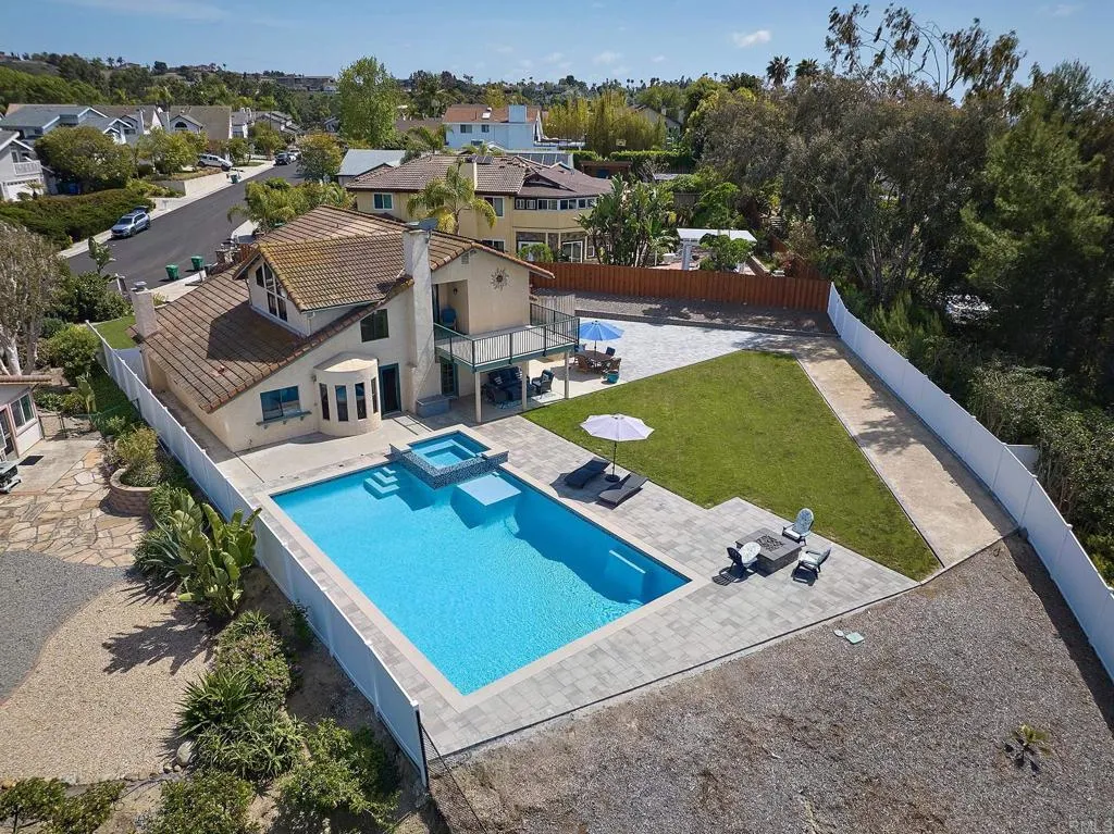 https://cdn.realtyfeed.com/cdn/127/306423587/3882f3b986a333bd799a7e0024b390d5.webp