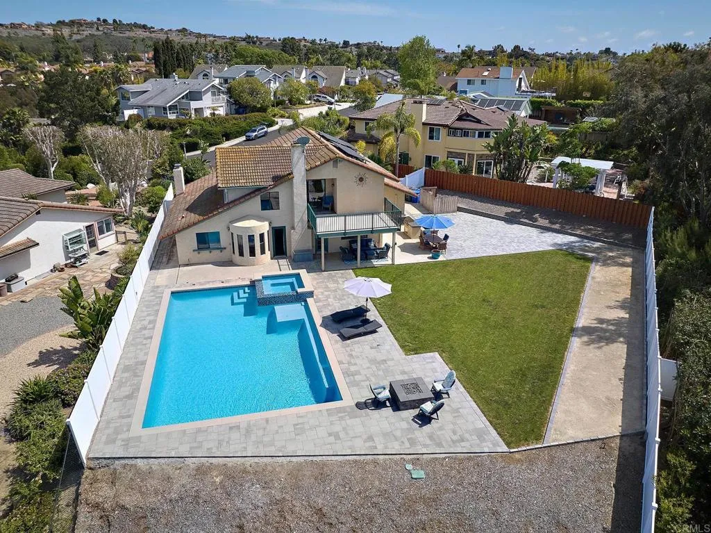 https://cdn.realtyfeed.com/cdn/127/306423587/7472ba728ca9615aef6f407a62ae0867.webp