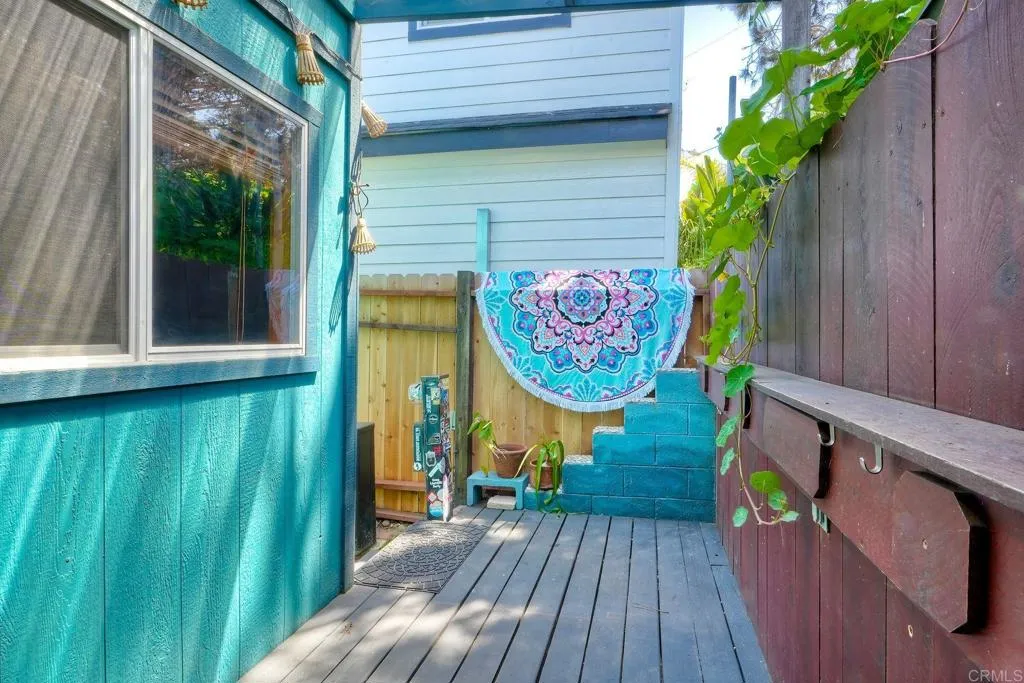 https://cdn.realtyfeed.com/cdn/127/306423660/226dd6941f44b231b364679f65c12ee1.webp