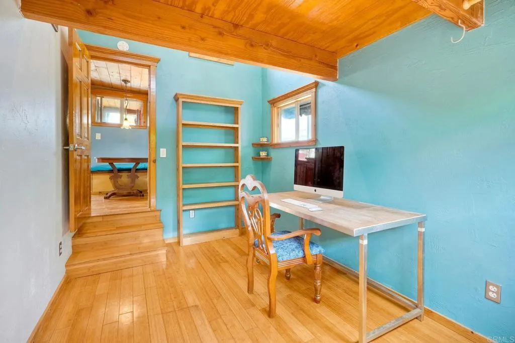 https://cdn.realtyfeed.com/cdn/127/306423660/837e7aad57ecce777682f2690a10f3f5.webp