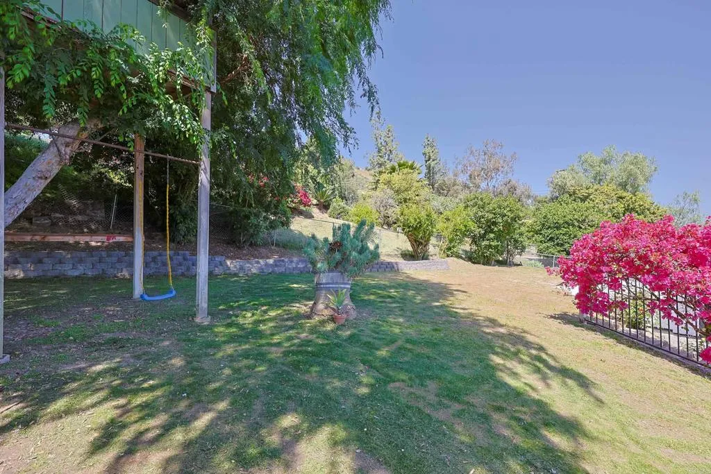 https://cdn.realtyfeed.com/cdn/127/306423761/9565173c22e02d1ab334690718a4febc.webp