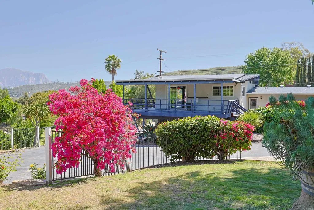 https://cdn.realtyfeed.com/cdn/127/306423761/e66810716c805882f933cacfdad0b2a7.webp