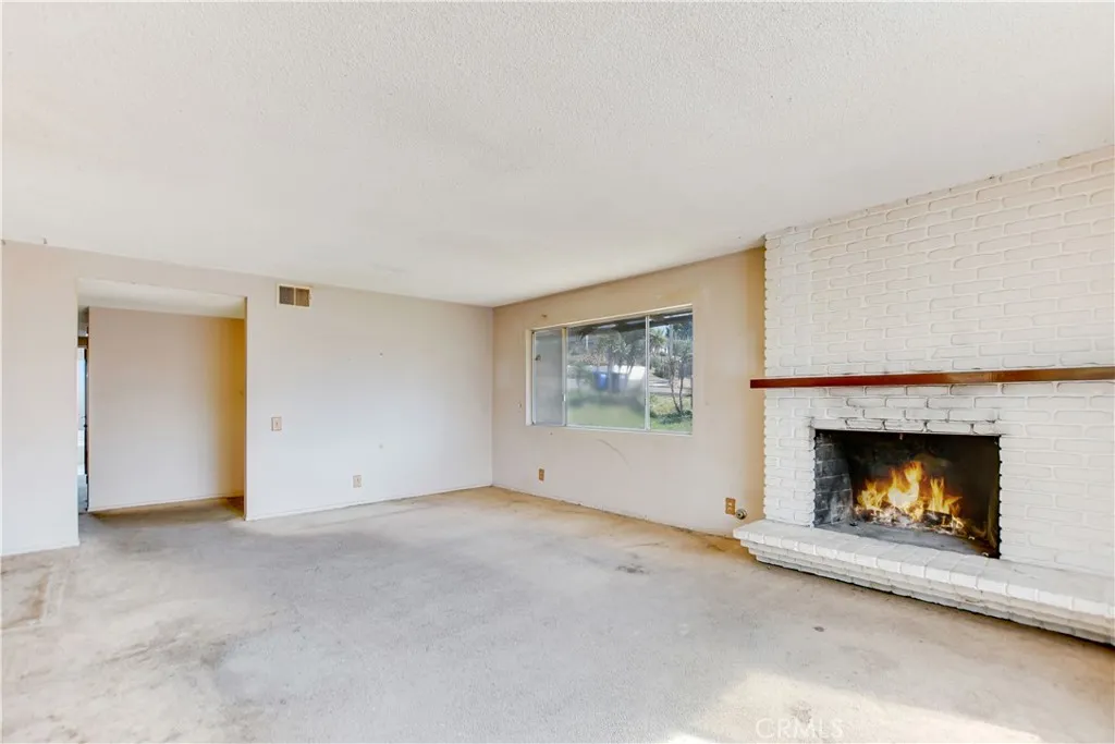 https://cdn.realtyfeed.com/cdn/127/306423783/826404f5f0e30831cc7449caf4529d37.webp