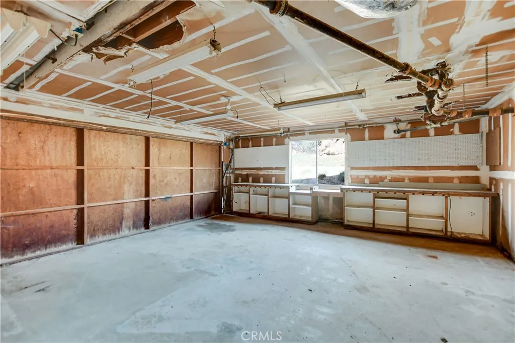 https://cdn.realtyfeed.com/cdn/127/306423783/d6c9a73c3116bb7f64087aa6601057ce.webp