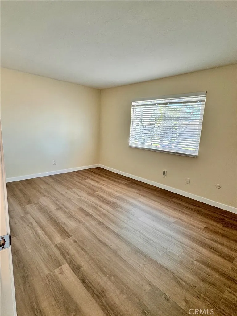 https://cdn.realtyfeed.com/cdn/127/306423958/148aa8135c4e9d8118ebd4f958f0b506.webp