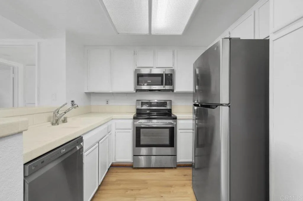 Photo #9: PTP2502976 Listing: Photo #9