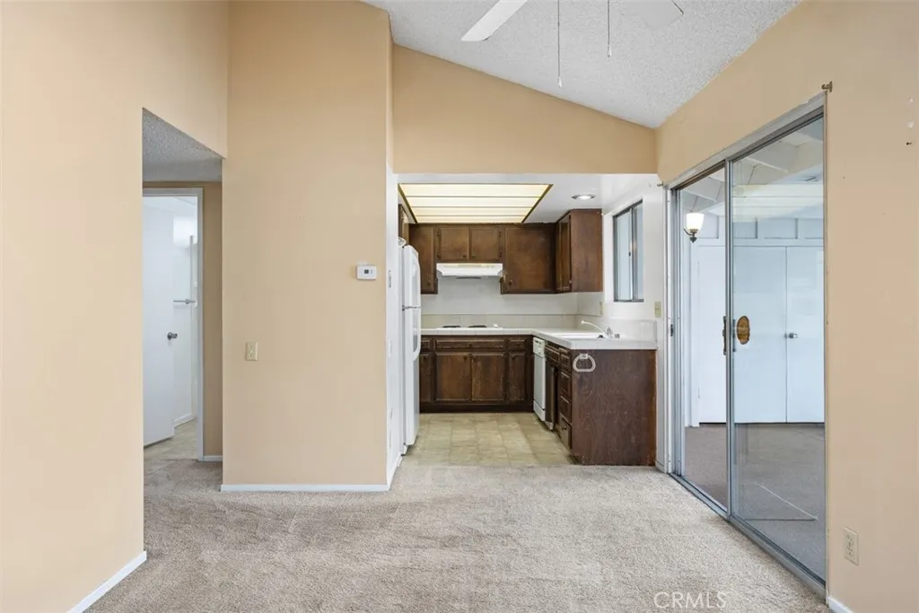 Photo #5: OC25091174 Listing 