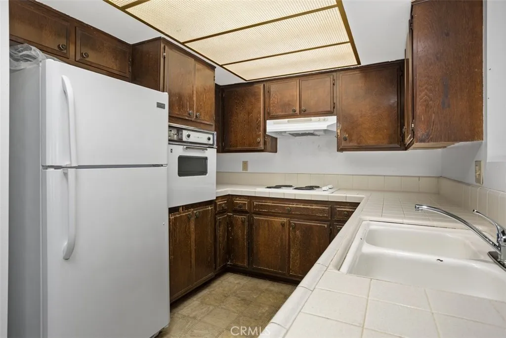 Photo #10: OC25091174 Listing: Photo #10