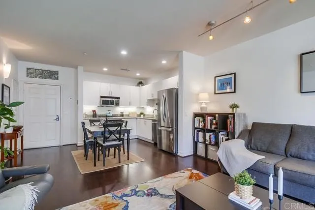 Photo #6: NDP2504049 Listing 