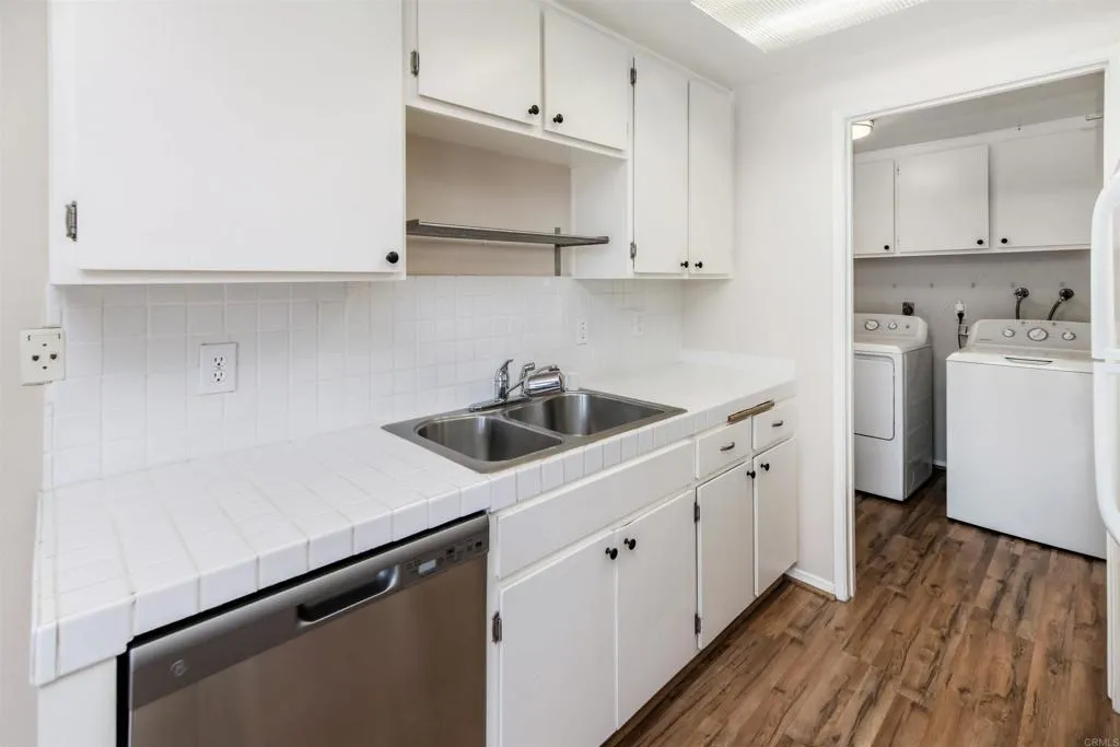 Photo #5: NDP2504053 Listing 