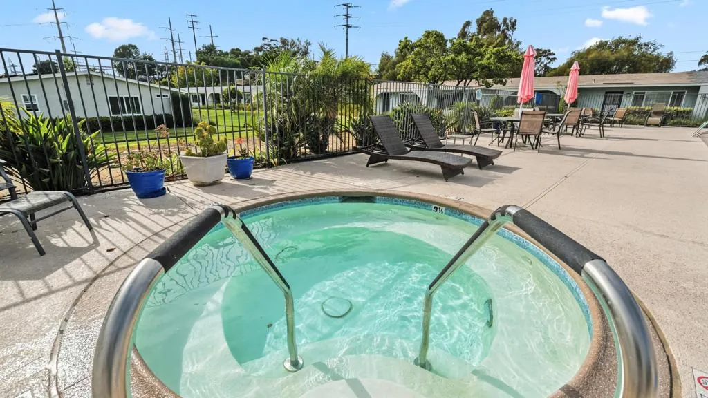 https://cdn.realtyfeed.com/cdn/127/306424117/2ee09b1075392226014ac4a23484350b.webp
