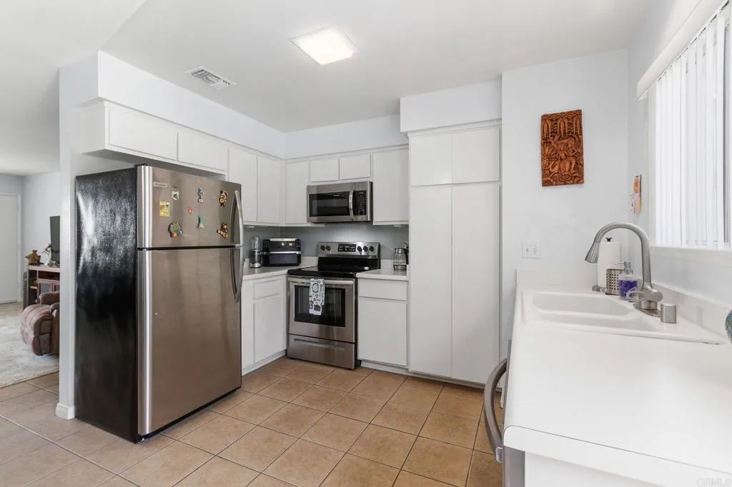 MLS: NDP2504054 Condo For Sale