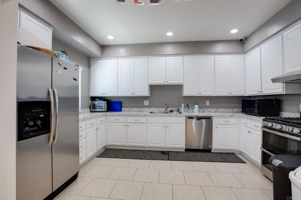 https://cdn.realtyfeed.com/cdn/127/306424117/5d997fc24c1a52e5bcee566167b2c006.webp