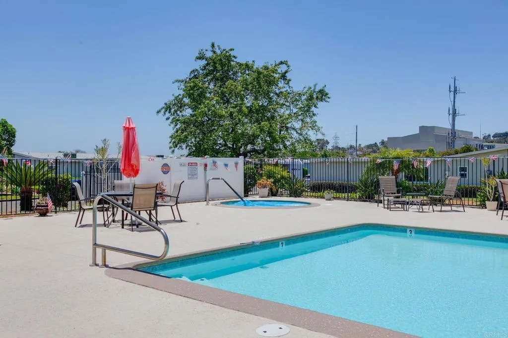 https://cdn.realtyfeed.com/cdn/127/306424117/b395b6be9212f4417682726c62ebdea0.webp