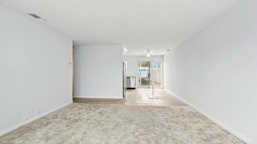 https://cdn.realtyfeed.com/cdn/127/306424117/e99c659803c81a1c7efb9ee3b91463ca.webp