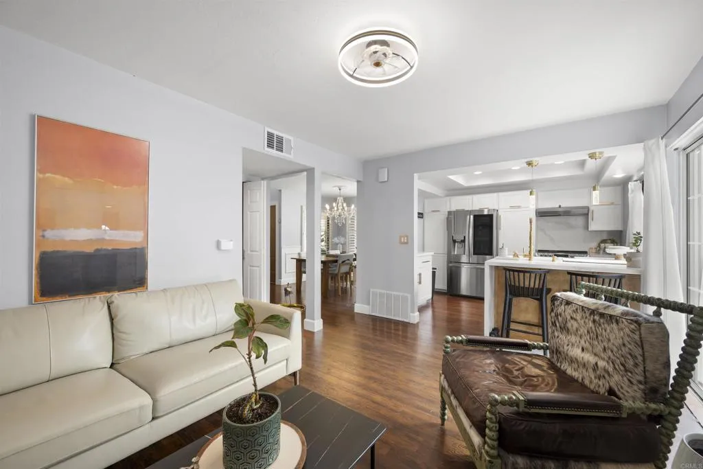 Photo #11: PTP2502988 Listing: Photo #11