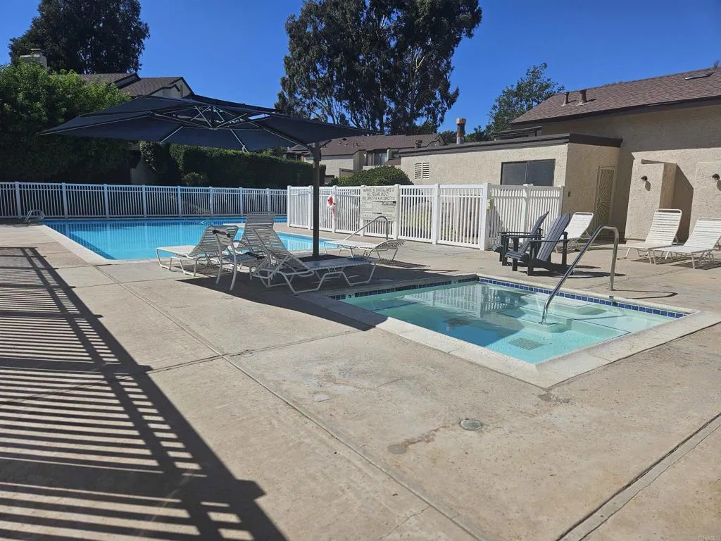 https://cdn.realtyfeed.com/cdn/127/306424434/50e89e2c70cfc12a34cc5e39fdbaef8b.webp