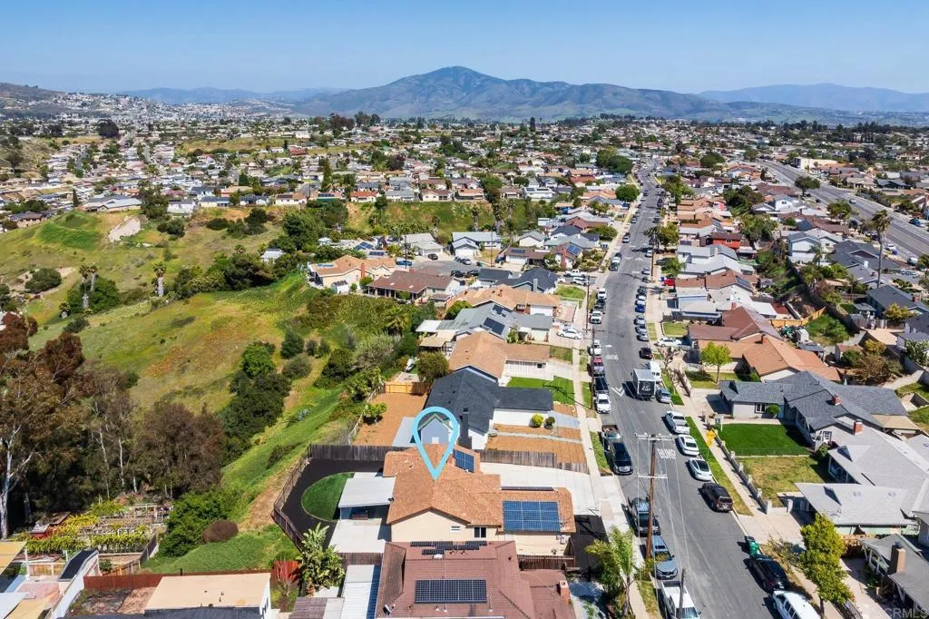 https://cdn.realtyfeed.com/cdn/127/306424656/6eb0ef97b4b2fb8a001f5907ed7dacba.webp