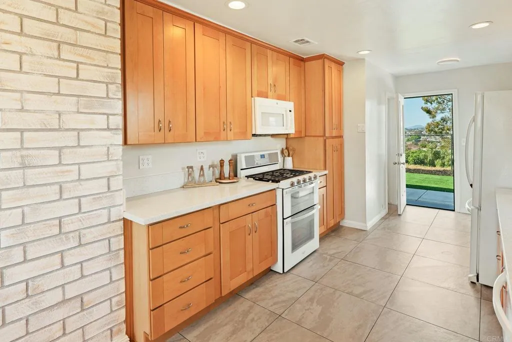 https://cdn.realtyfeed.com/cdn/127/306424656/9ca3c719195334b6597080035626247b.webp