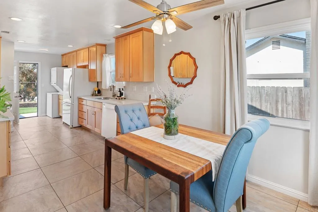 https://cdn.realtyfeed.com/cdn/127/306424656/a86bdf4be653a77cde6648f1efcd166c.webp
