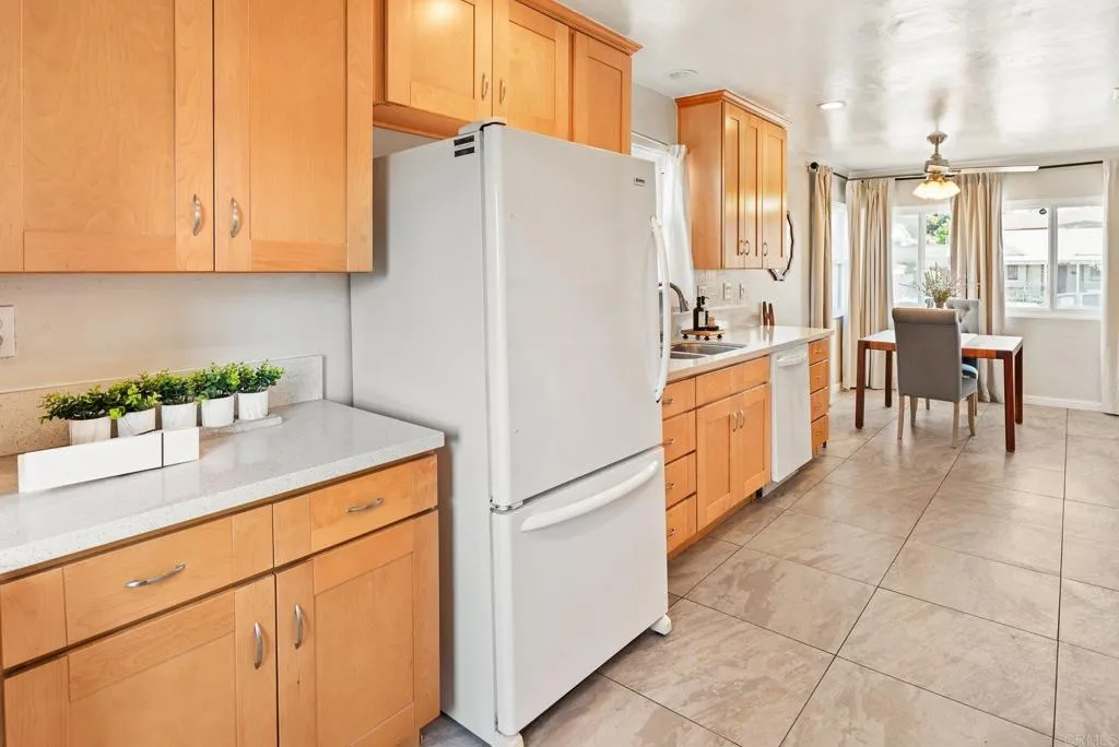 https://cdn.realtyfeed.com/cdn/127/306424656/b97d77107ce8f57a755e65af75124244.webp